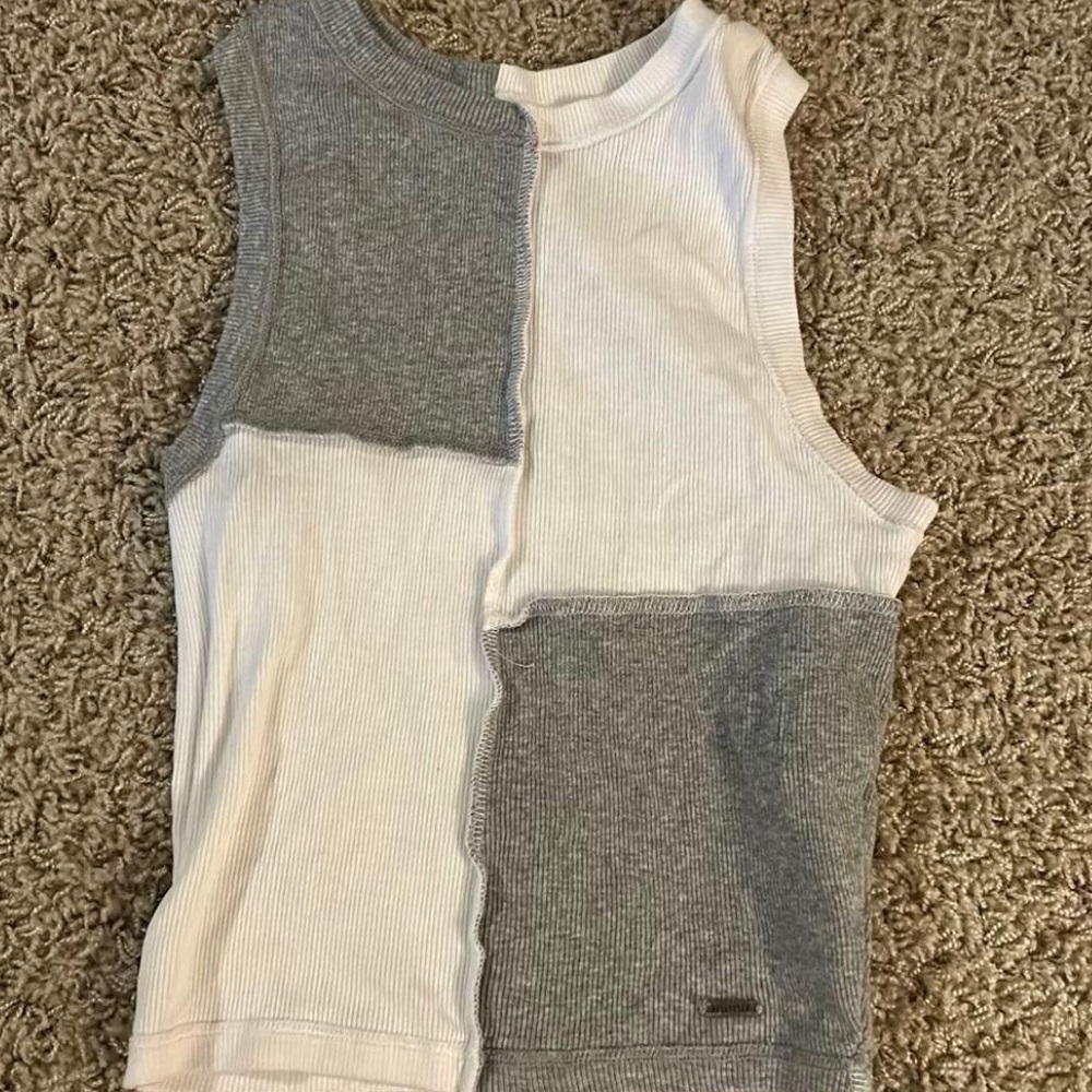 Hollister crop top